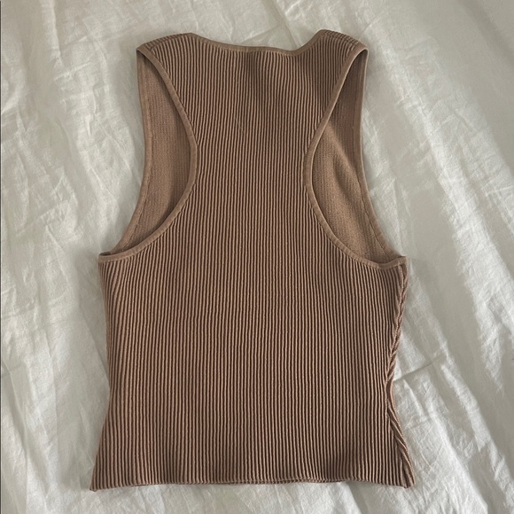 Women's Tan Ribbed Sleeveless Top - Picture 3 of 4